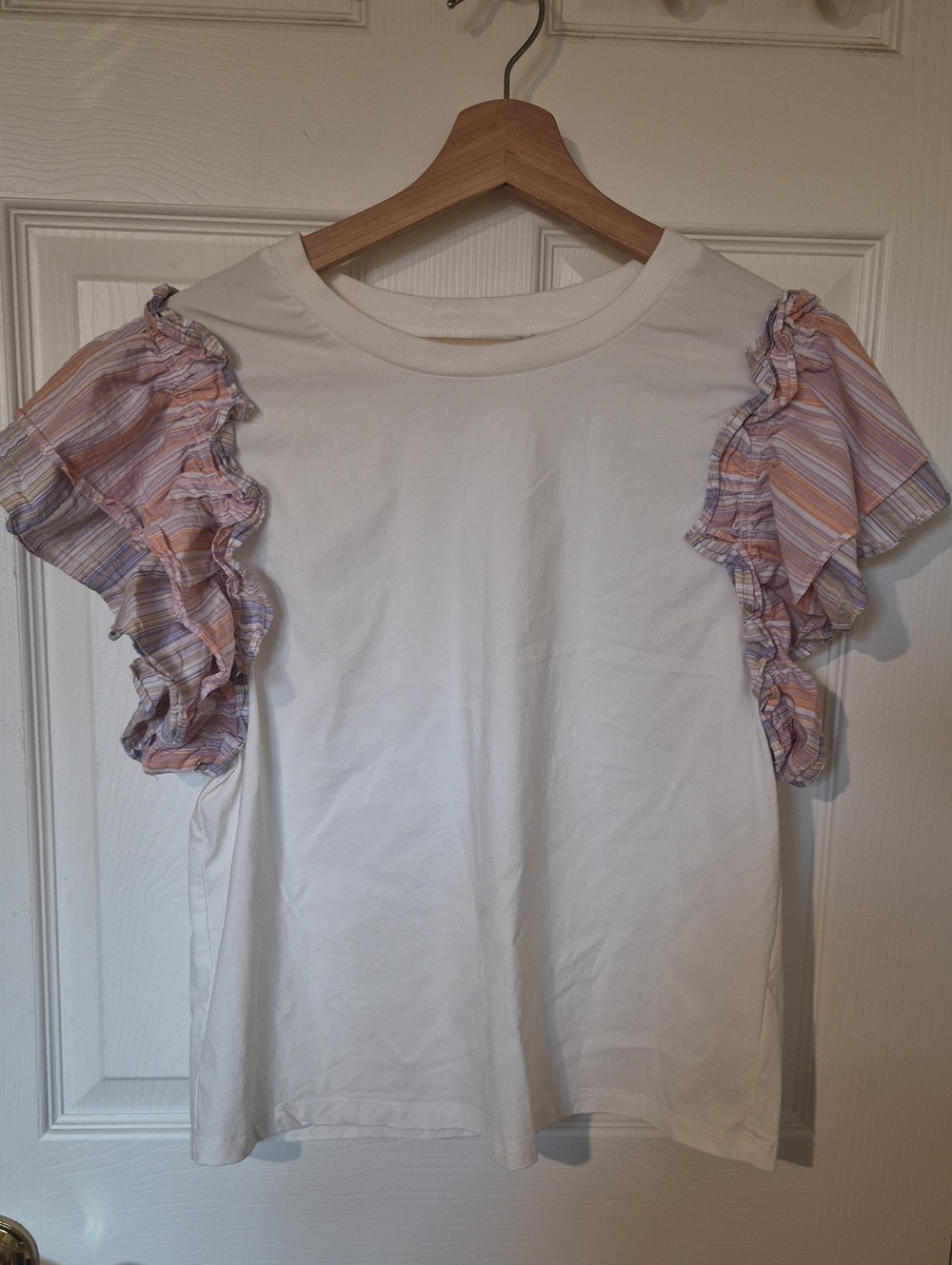 Flat White Anthropologie Urban Outfitters Ruffle Striped Tee L